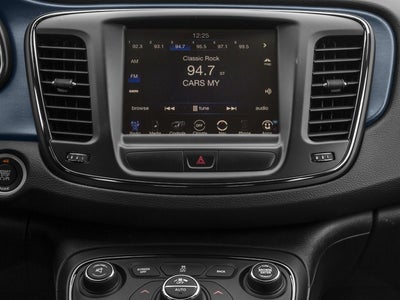 2016 Chrysler 200 Touring