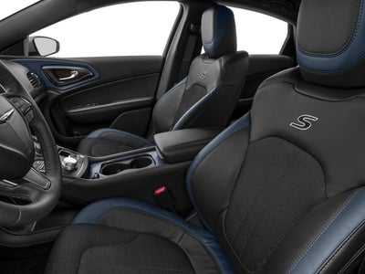 2016 Chrysler 200 Touring
