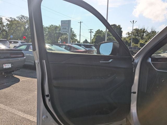 2026 Jeep Grand Cherokee GRAND CHEROKEE LAREDO 4X2