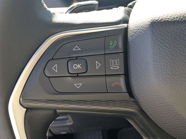 2026 Jeep Grand Cherokee GRAND CHEROKEE LAREDO 4X2
