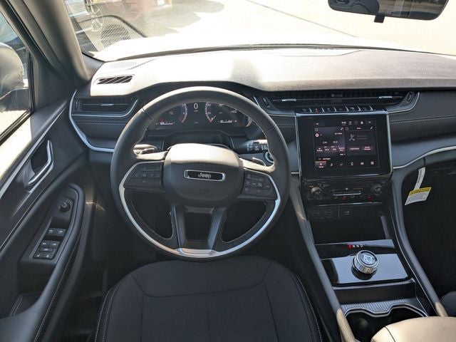 2026 Jeep Grand Cherokee GRAND CHEROKEE LAREDO 4X2