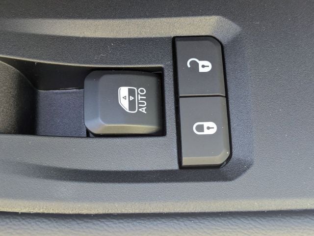 2026 Jeep Grand Cherokee GRAND CHEROKEE LAREDO 4X2