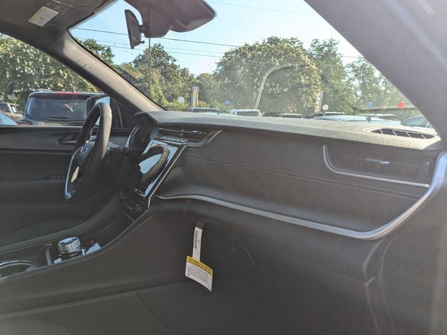 2026 Jeep Grand Cherokee GRAND CHEROKEE LAREDO 4X2