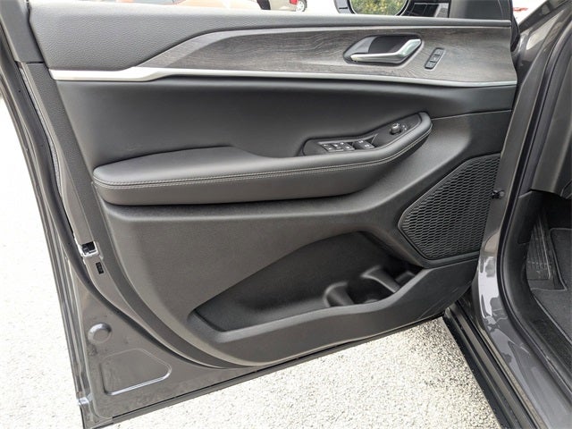 2025 Jeep Grand Cherokee GRAND CHEROKEE LIMITED 4X2