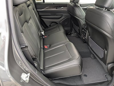 2025 Jeep Grand Cherokee GRAND CHEROKEE LIMITED 4X2