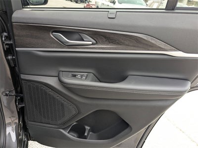 2025 Jeep Grand Cherokee GRAND CHEROKEE LIMITED 4X2