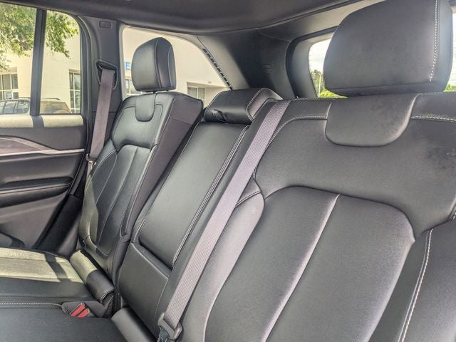 2024 Jeep Grand Cherokee Limited 4x2
