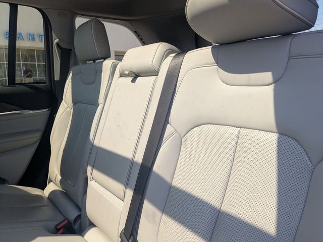 2022 Jeep Grand Cherokee Overland 4x4