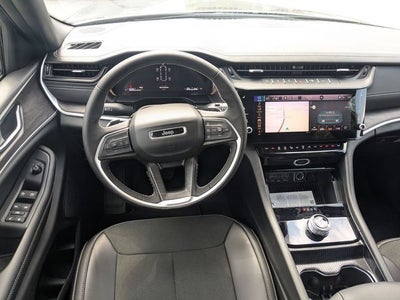 2026 Jeep Grand Cherokee GRAND CHEROKEE L LAREDO ALTITUDE 4X2