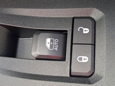 2026 Jeep Grand Cherokee GRAND CHEROKEE L LAREDO ALTITUDE 4X2