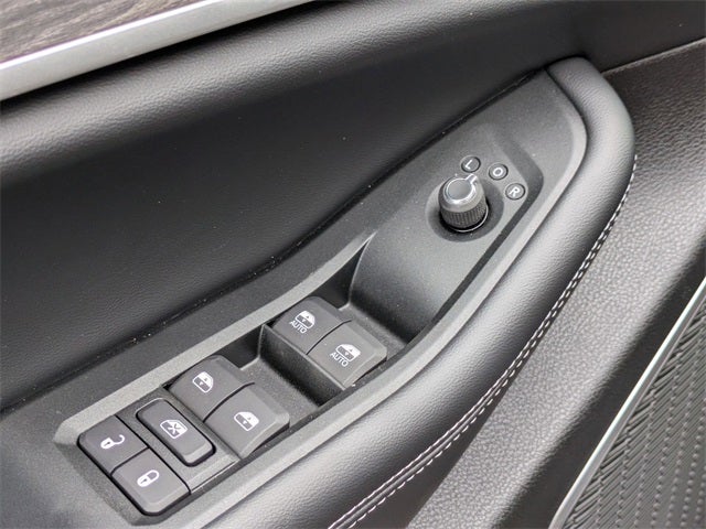 2025 Jeep Grand Cherokee GRAND CHEROKEE L LIMITED 4X2