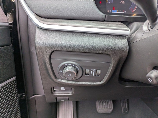 2025 Jeep Grand Cherokee GRAND CHEROKEE L LIMITED 4X2