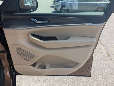 2026 Jeep Grand Cherokee GRAND CHEROKEE L LIMITED 4X2