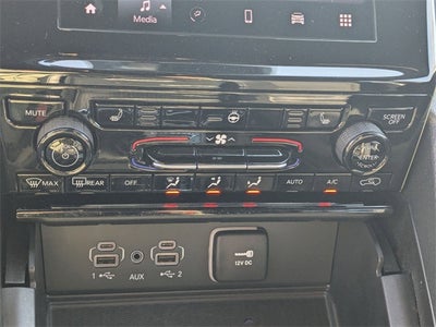 2024 Jeep Grand Cherokee L Altitude 4x4