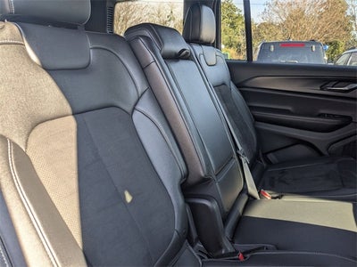 2024 Jeep Grand Cherokee L Altitude 4x4