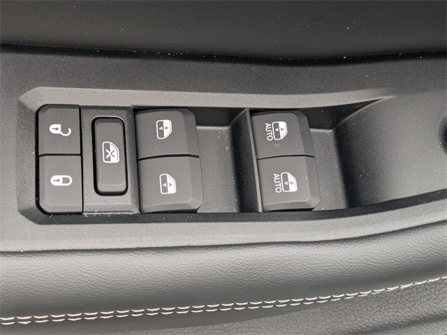 2026 Jeep Grand Cherokee GRAND CHEROKEE L LAREDO 4X4