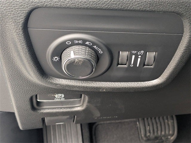 2026 Jeep Grand Cherokee GRAND CHEROKEE L LAREDO 4X4