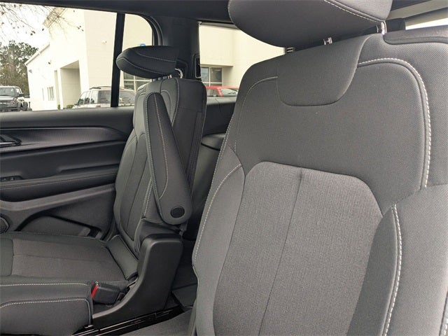 2026 Jeep Grand Cherokee GRAND CHEROKEE L LAREDO 4X4