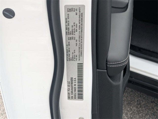 2026 Jeep Grand Cherokee GRAND CHEROKEE L LAREDO 4X4