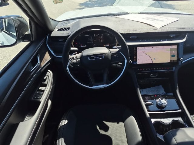 2027 Jeep Grand Cherokee GRAND CHEROKEE L LAREDO ALTITUDE 4X4
