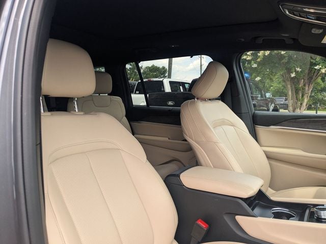 2025 Jeep Grand Cherokee L Limited 4x4