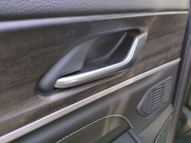 2026 Jeep Grand Cherokee GRAND CHEROKEE L LIMITED RESERVE 4X4