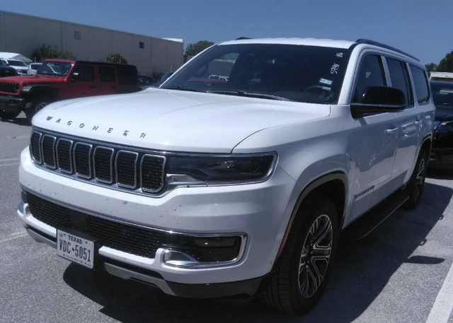 2024 Jeep Wagoneer L's photo