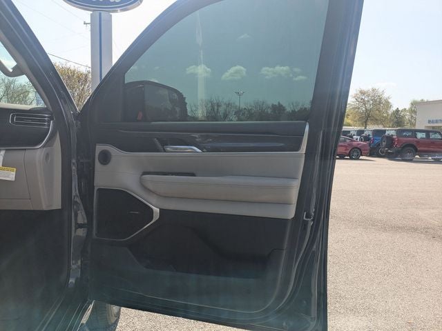 2024 Jeep Wagoneer Series I 4x2