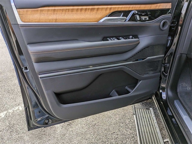 2024 Jeep Grand Wagoneer Series III 4x4