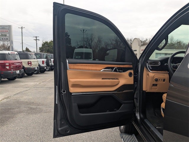 2024 Jeep Grand Wagoneer Series III 4x4