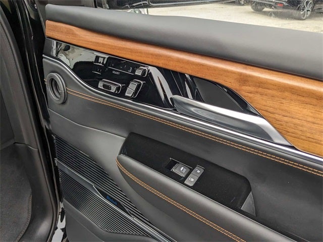 2024 Jeep Grand Wagoneer Series III 4x4