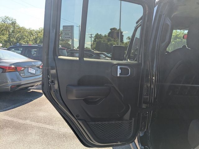 2021 Jeep Gladiator Rubicon - Photo 24