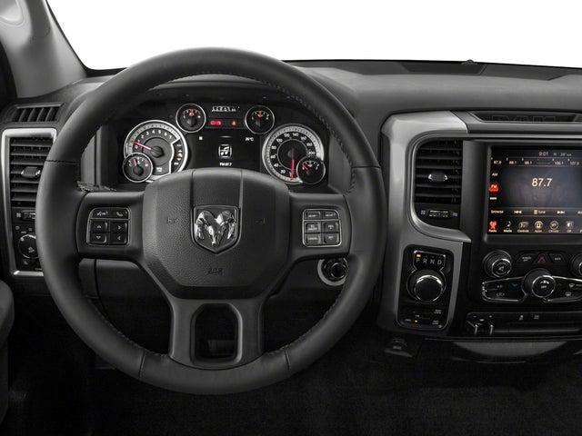 2017 RAM 1500 Big Horn Crew Cab 4x2 6'4' Box