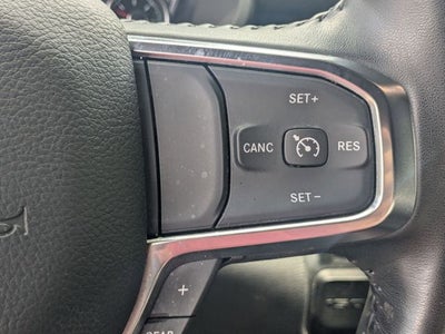 2024 RAM 1500 Laramie Crew Cab 4x2 5'7' Box