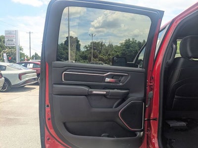 2024 RAM 1500 Laramie Crew Cab 4x2 5'7' Box