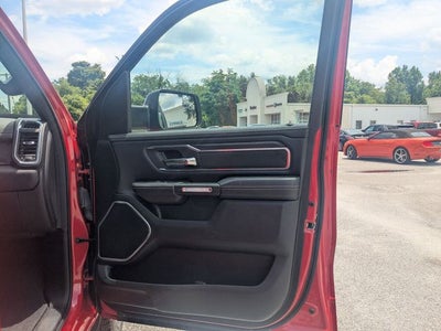 2024 RAM 1500 Laramie Crew Cab 4x2 5'7' Box