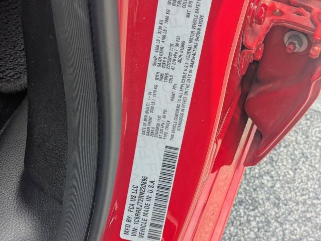 2024 RAM 1500 Laramie Crew Cab 4x2 5'7' Box