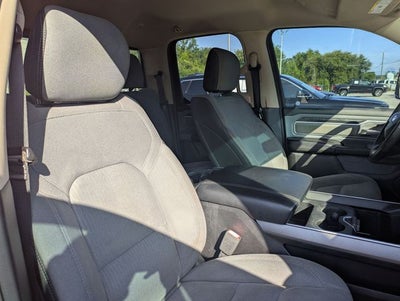 2019 RAM 1500 Big Horn/Lone Star Quad Cab 4x4 6'4' Box