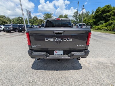 2025 RAM Ram 1500 RAM 1500 BIG HORN CREW CAB 4X4 5'7' BOX