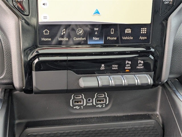 2023 RAM 1500 Laramie Crew Cab 4x4 5'7' Box