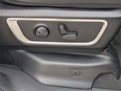 2023 RAM 1500 Laramie Crew Cab 4x4 5'7' Box