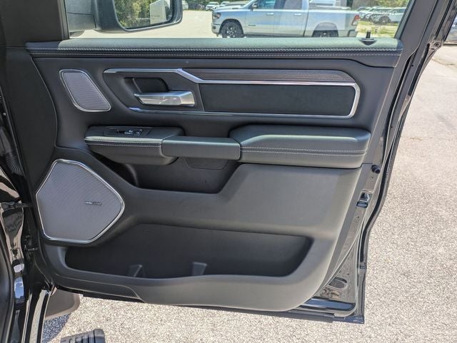2025 RAM 1500 Laramie Crew Cab 4x4 5'7' Box
