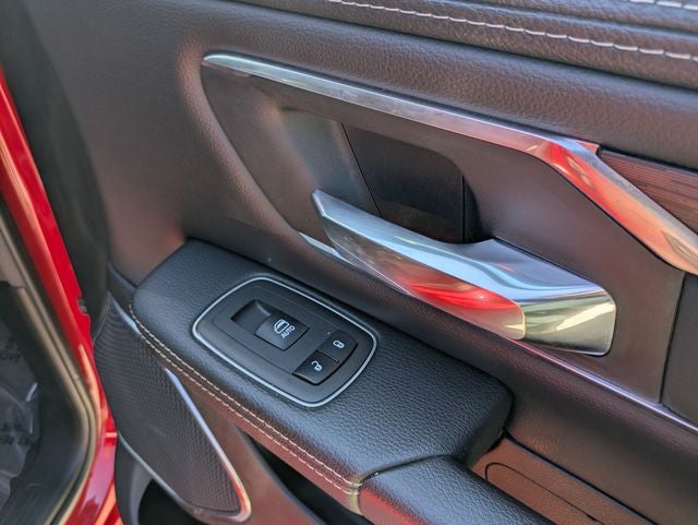 2024 RAM 1500 Laramie Crew Cab 4x4 5'7' Box