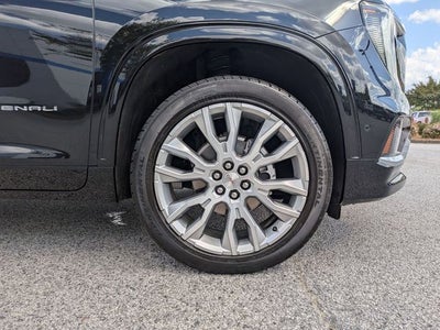 2024 GMC Acadia FWD Denali
