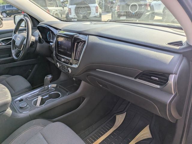 2020 Chevrolet Traverse AWD LT Cloth