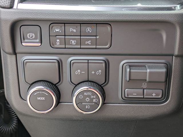 2025 Chevrolet Tahoe 2WD RST