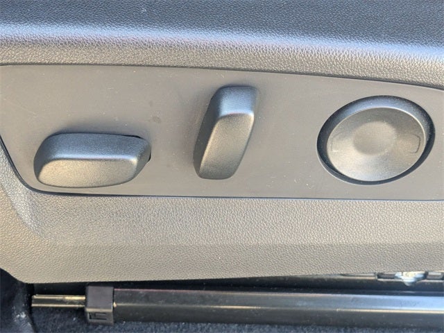 2025 GMC Canyon 4WD AT4