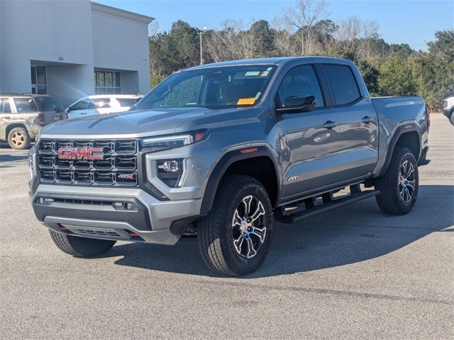 2025 GMC Canyon 4WD AT4