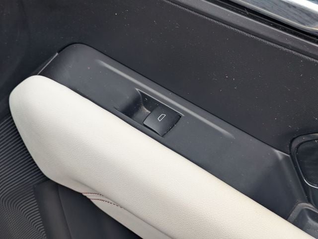 2023 GMC Canyon 4WD Crew Cab Short Box AT4X