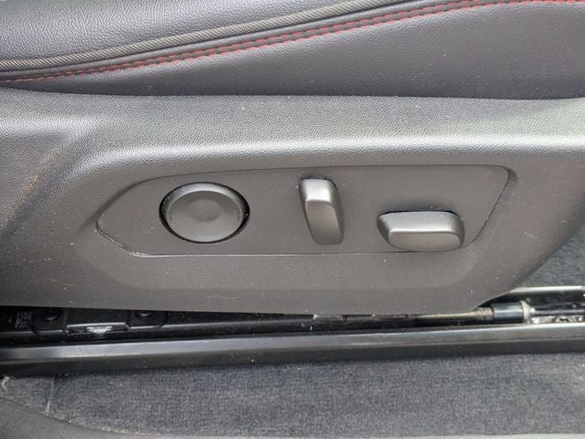 2023 GMC Canyon 4WD Crew Cab Short Box AT4X